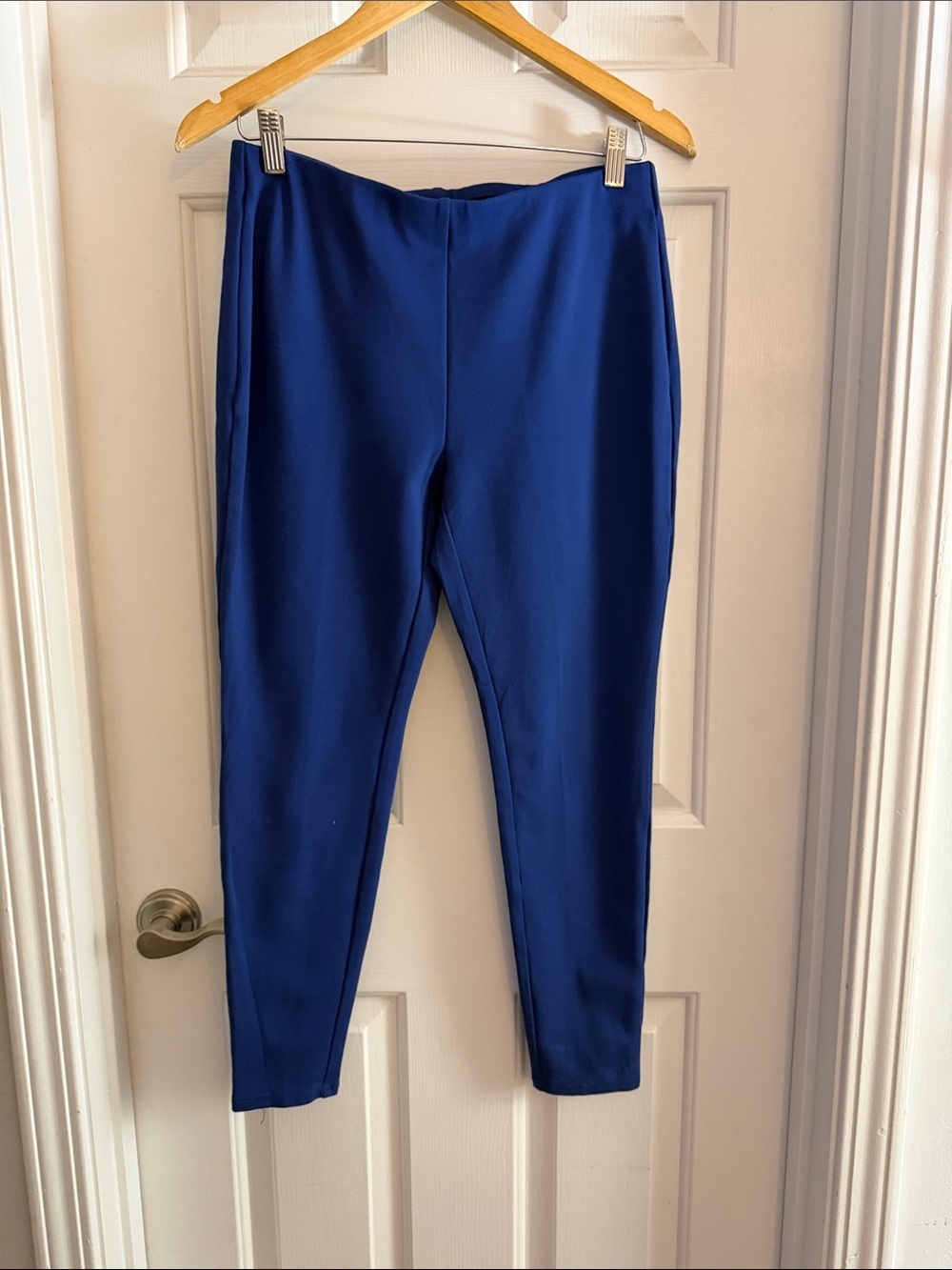 Chico's ponte knit Cobalt blue Pants size 4